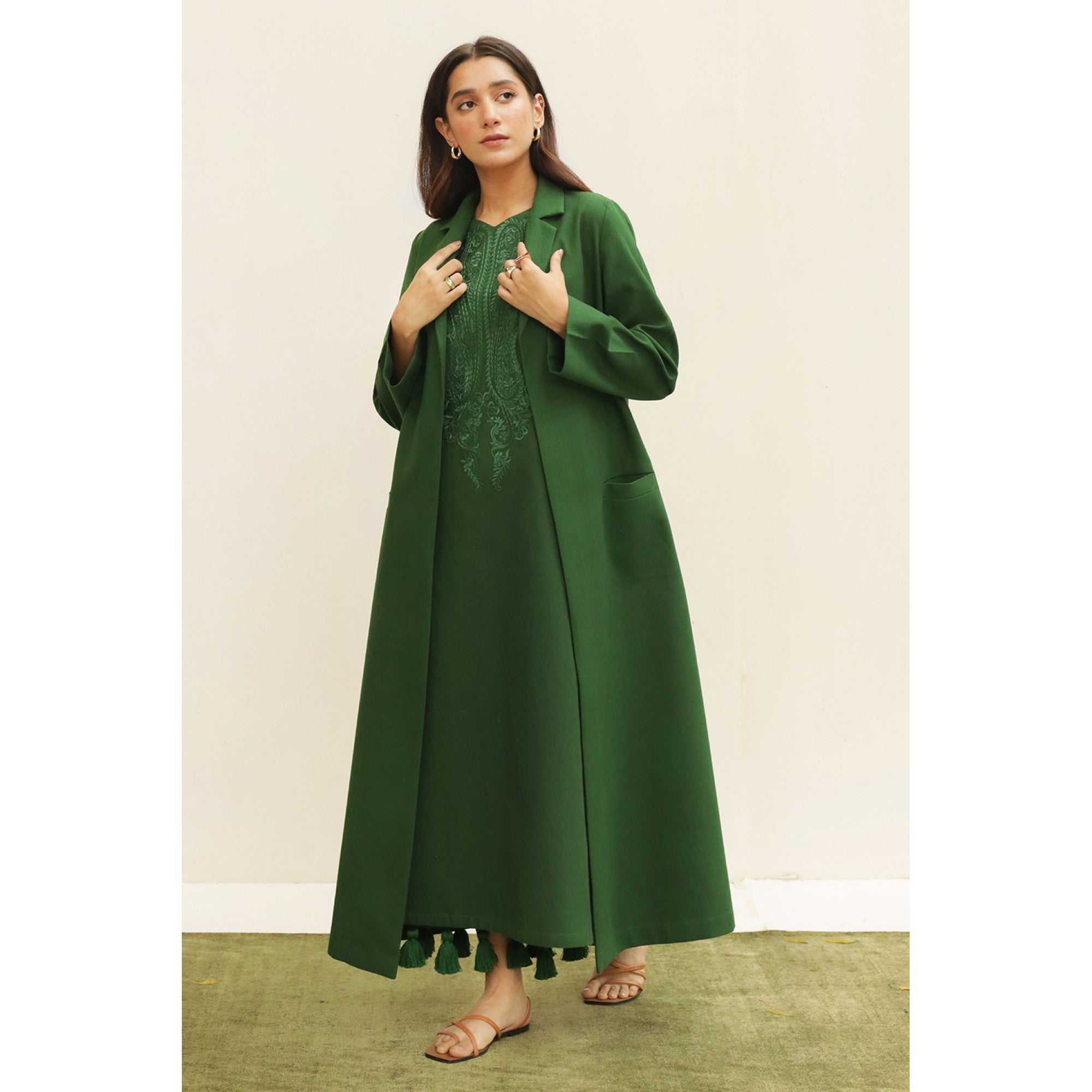 BOTTLE GREEN OUTFIT | WINTER | DYOT