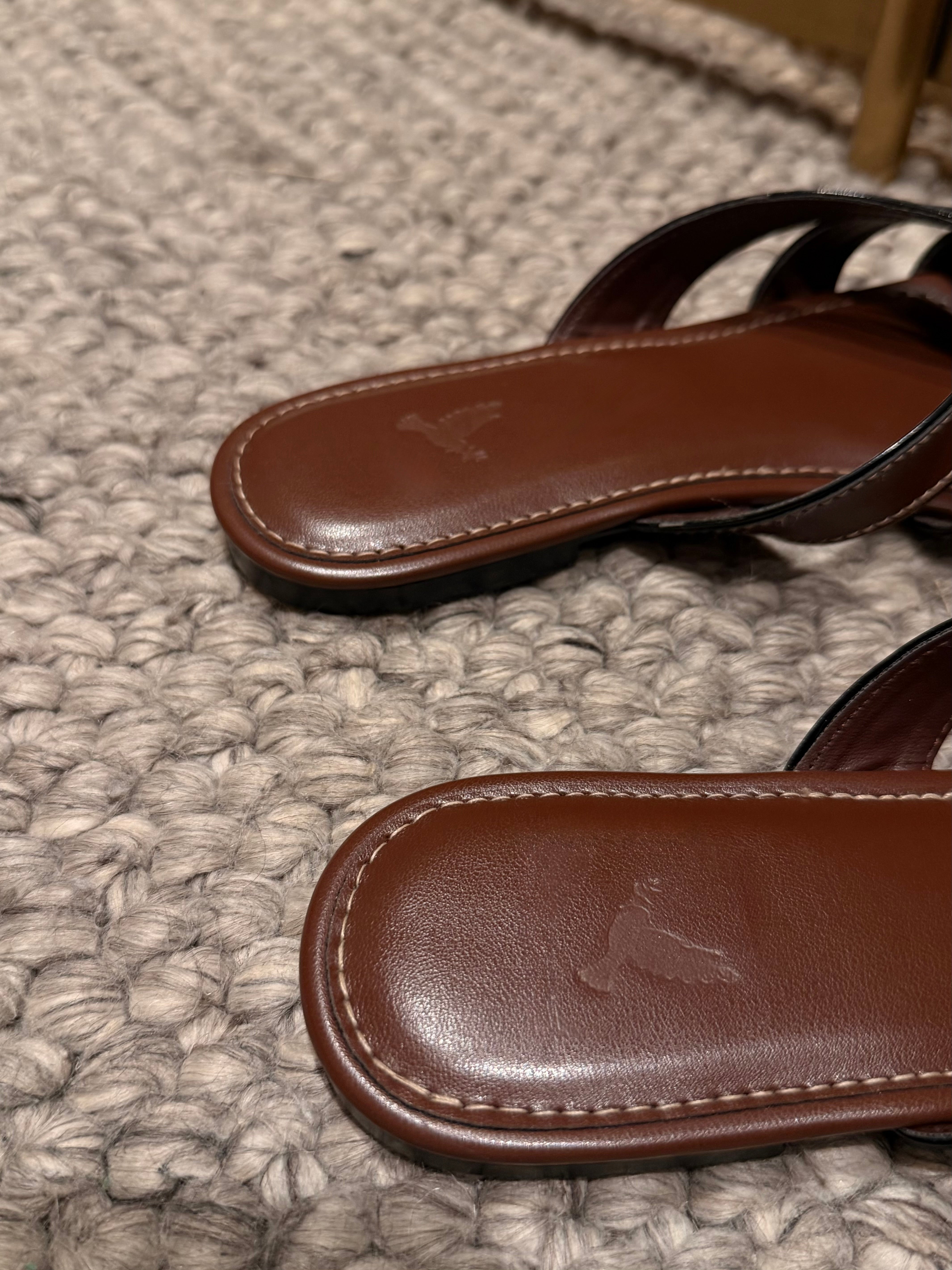 BROWNIE FLATS (ZBN 26006)