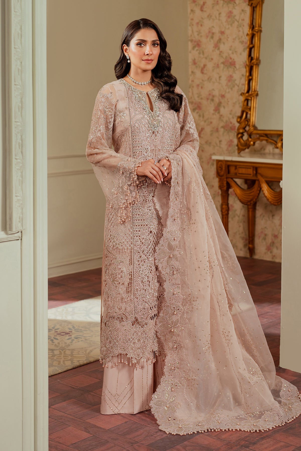 EMBROIDERED NET CH13-04