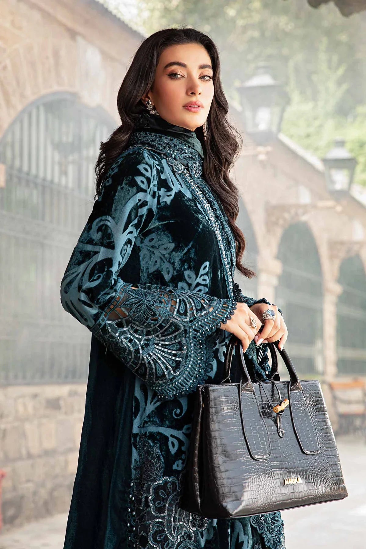 MARIA B WINTER LUXE '24 - 03