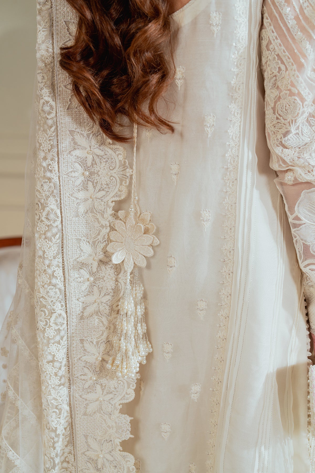 EMBROIDERED NET CH13-02