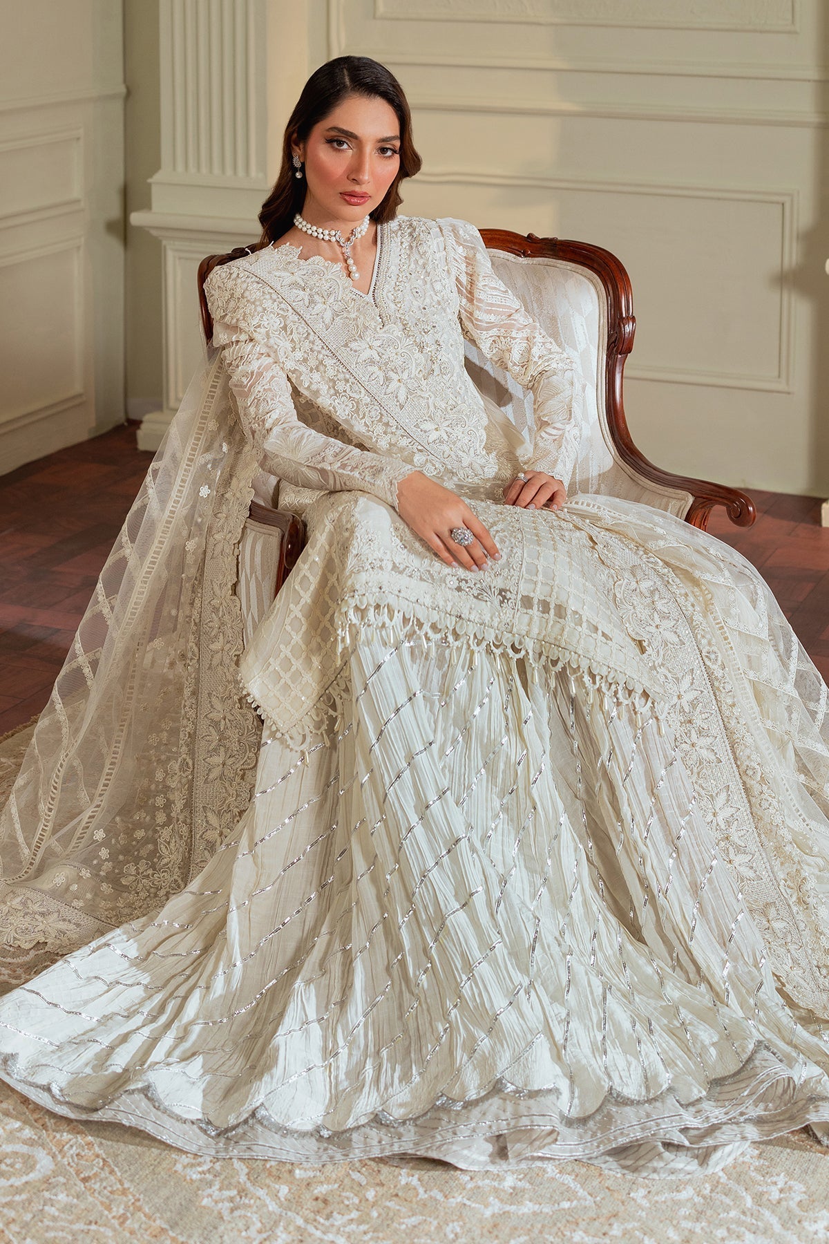EMBROIDERED NET CH13-02
