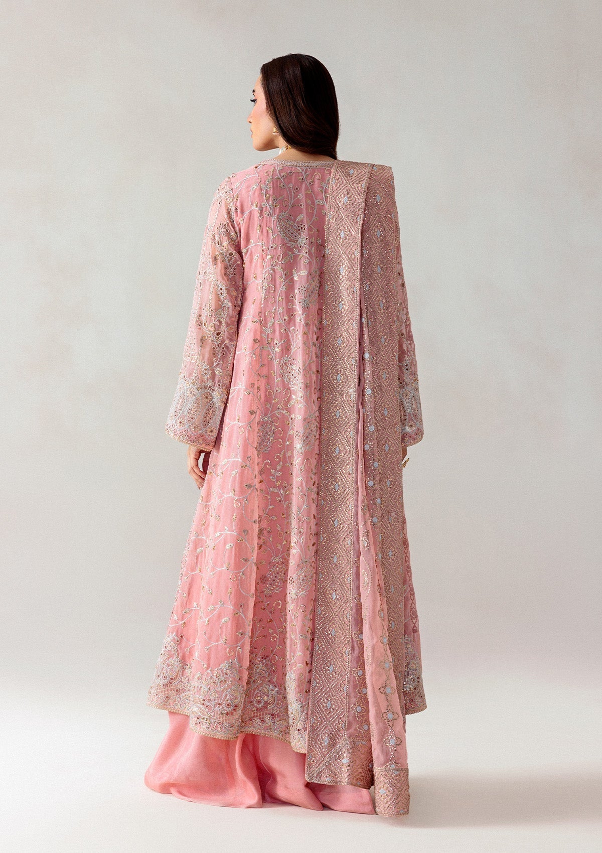 Aik '25 VOL. 1 - LOOK 02