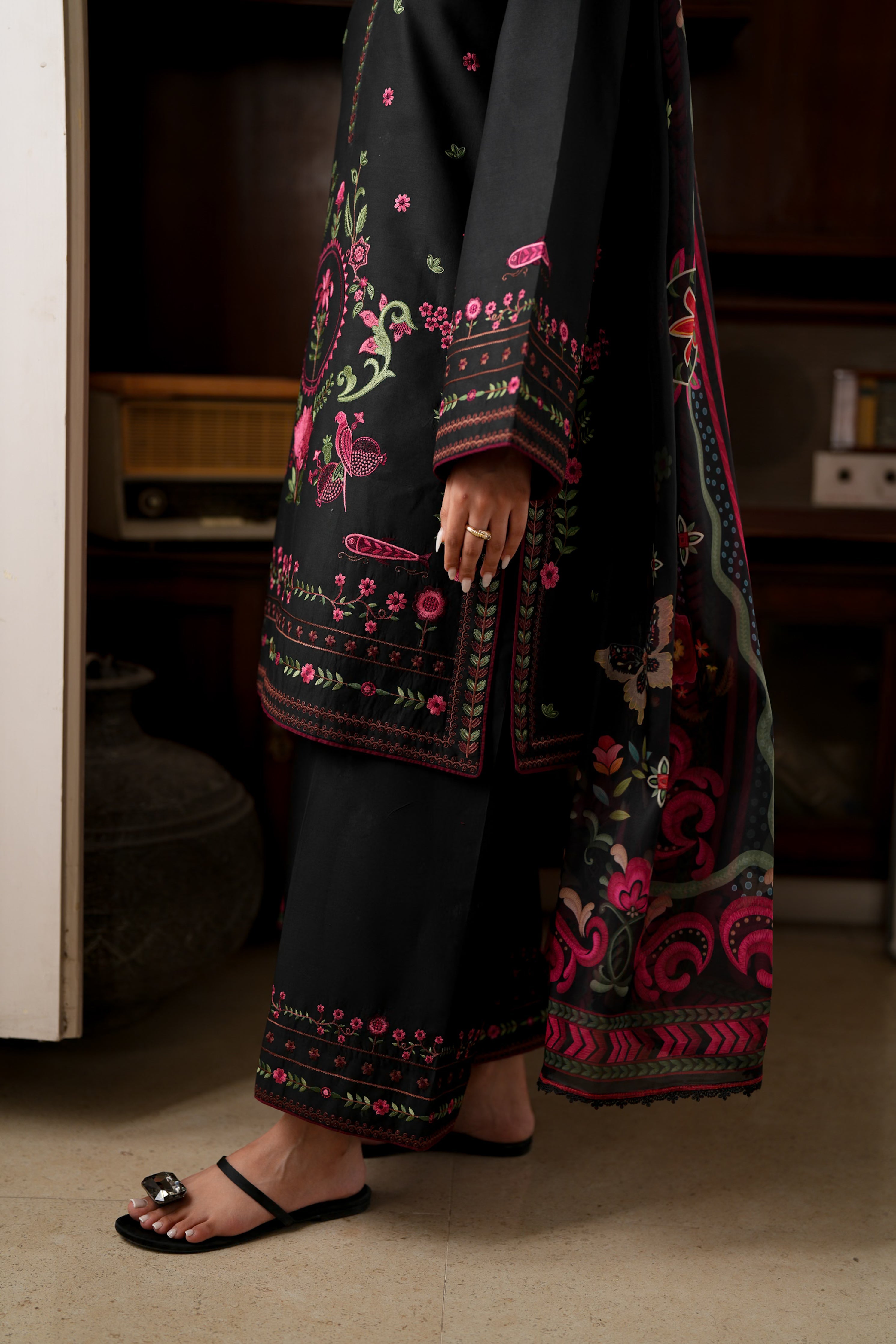 BLACK LUXURY EMBROIDERED LAWN 3PCS SET (NPA3-26437) - READY TO WEAR STAYCATION 2026