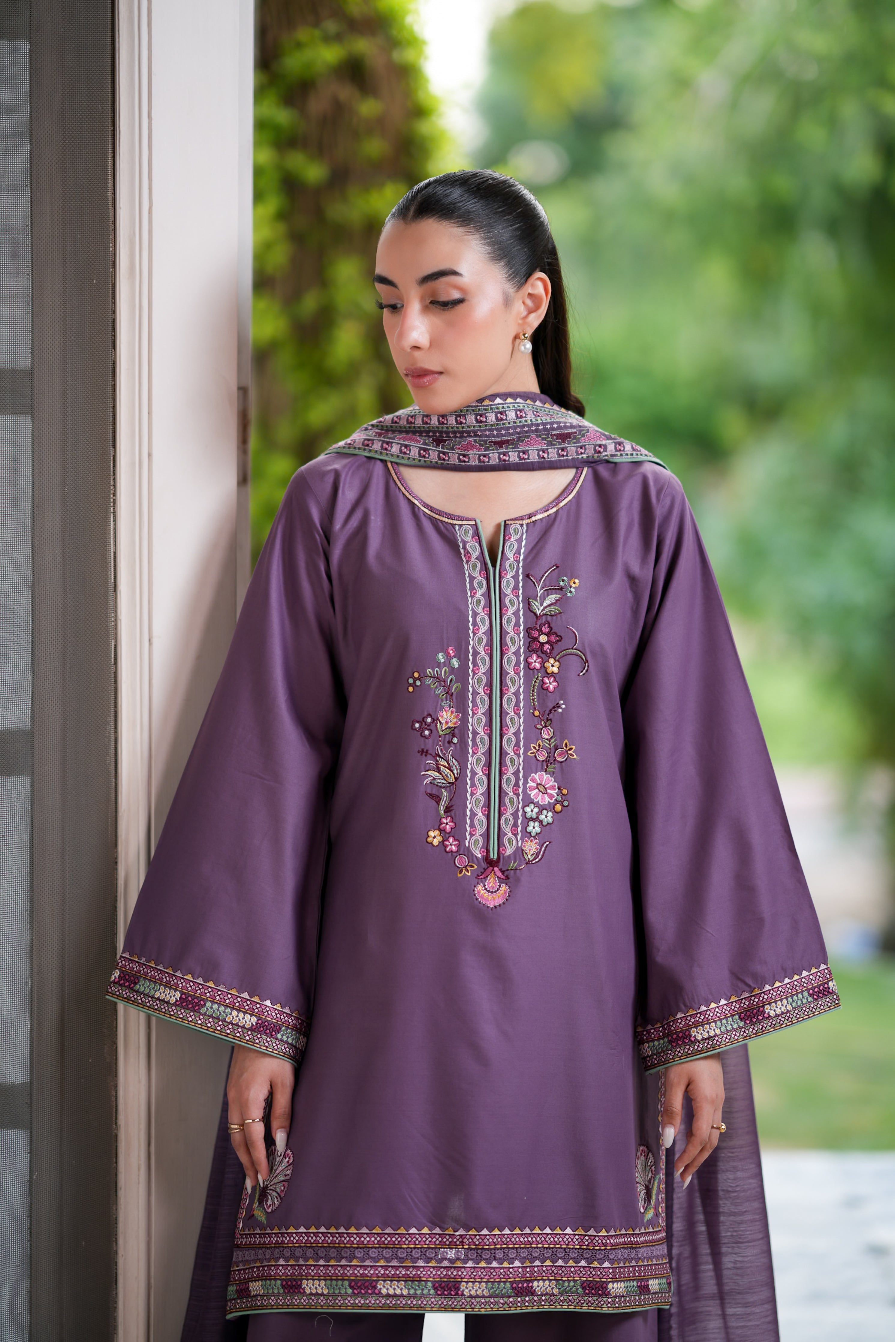 LAVENDER LUXURY EMBROIDERED LAWN 3PCS SET (NPA3-26439) - READY TO WEAR STAYCATION 2026