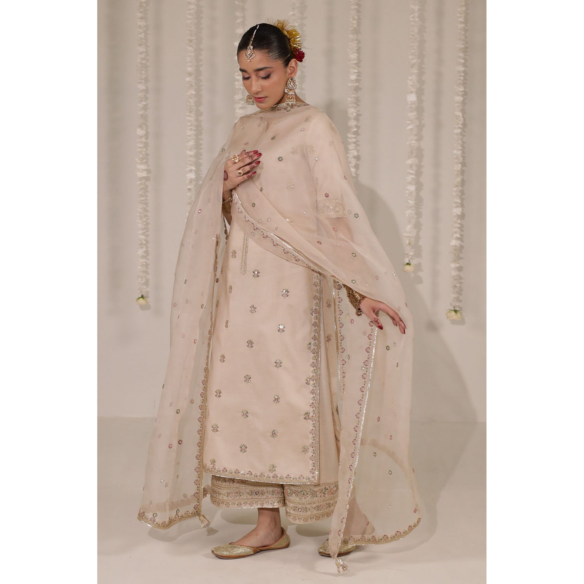 BEIGE OUTFIT | DYOT | CHOTI EID' 25 (RTS)