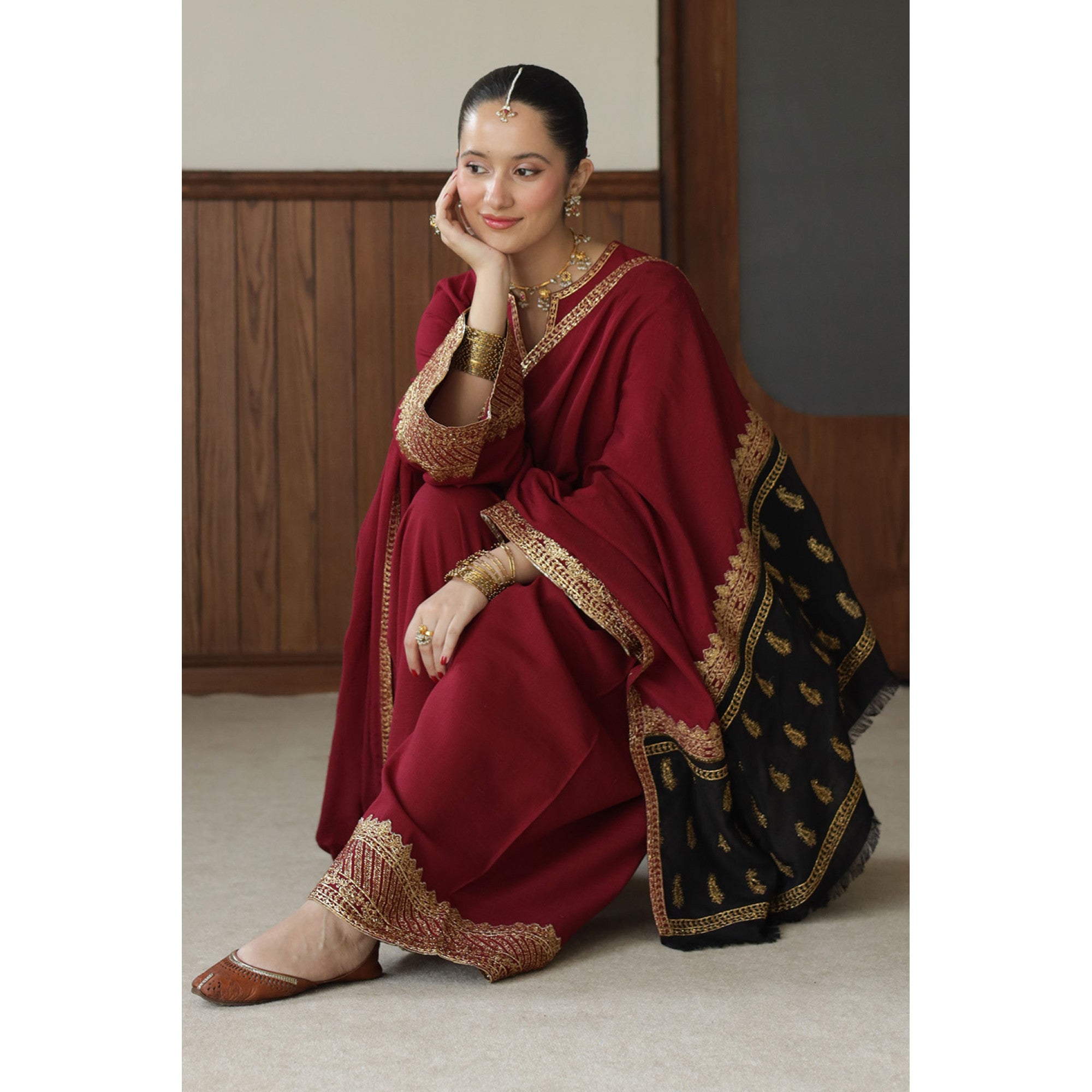 ANARI OUTFIT | BASHAASH’25 | DYOT