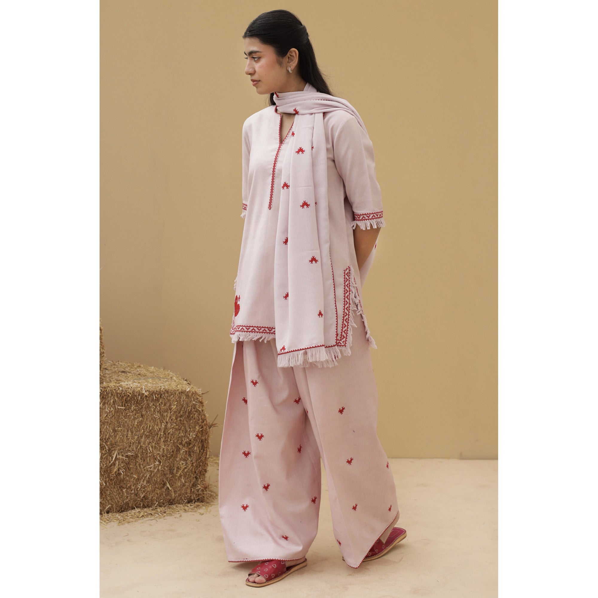 PALE BLUSH OUTFIT | FALL WINTER '25 DYOT