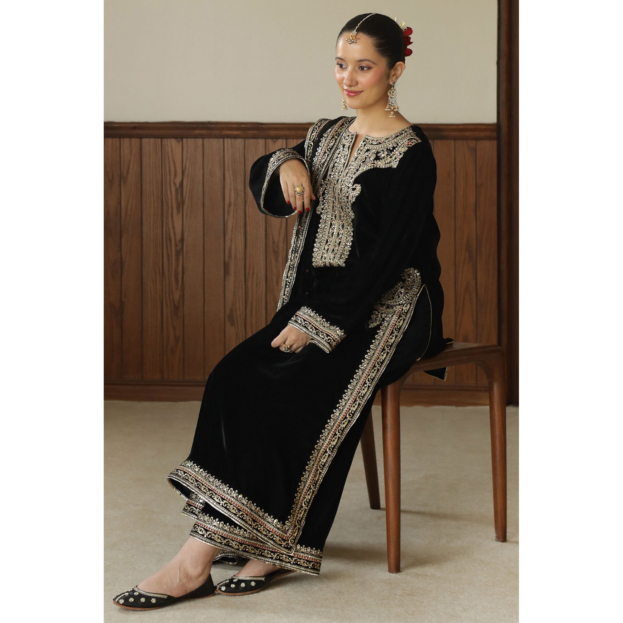 BLACK OUTFIT | BASHAASH’25 | DYOT