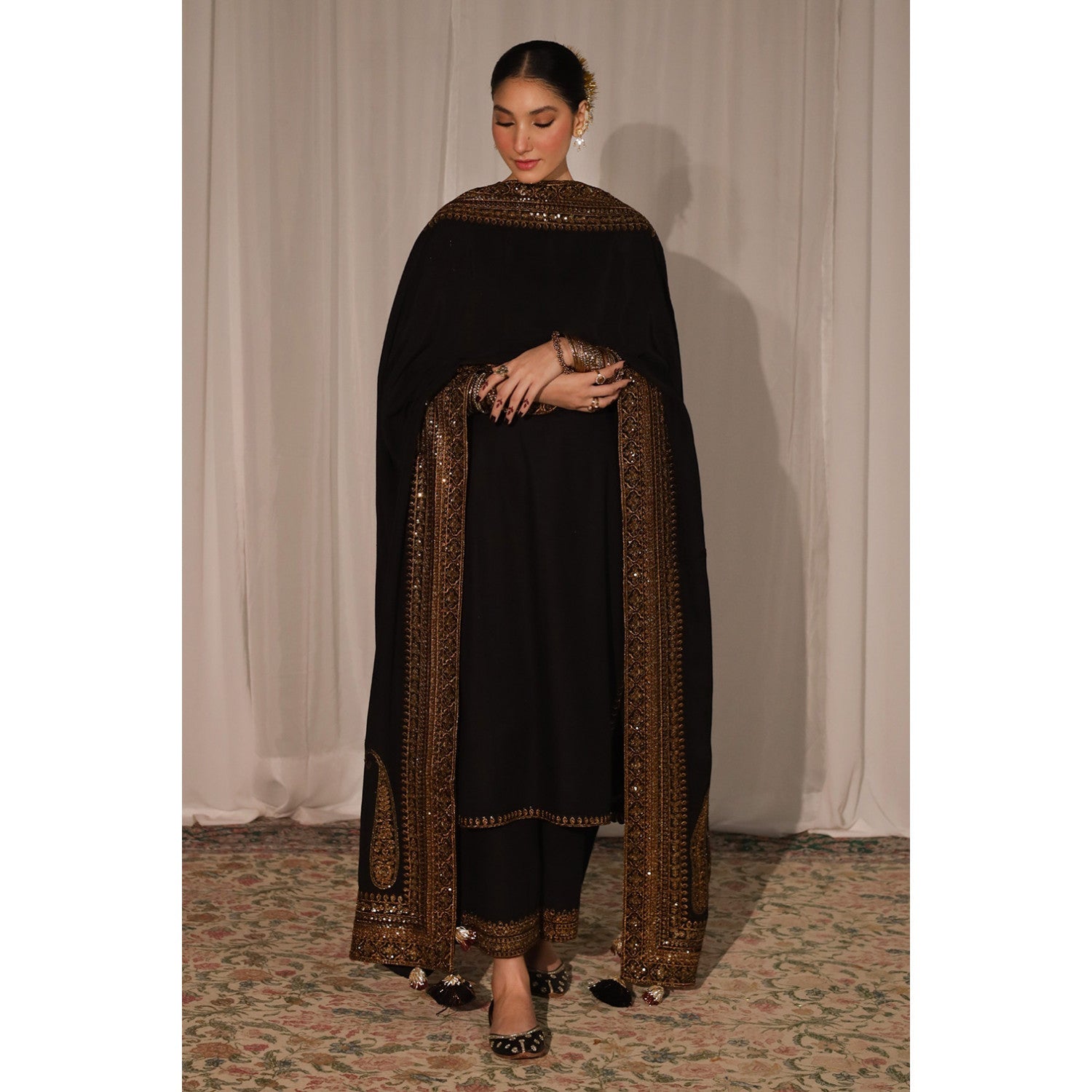 BLACK OUTFIT | DYOT