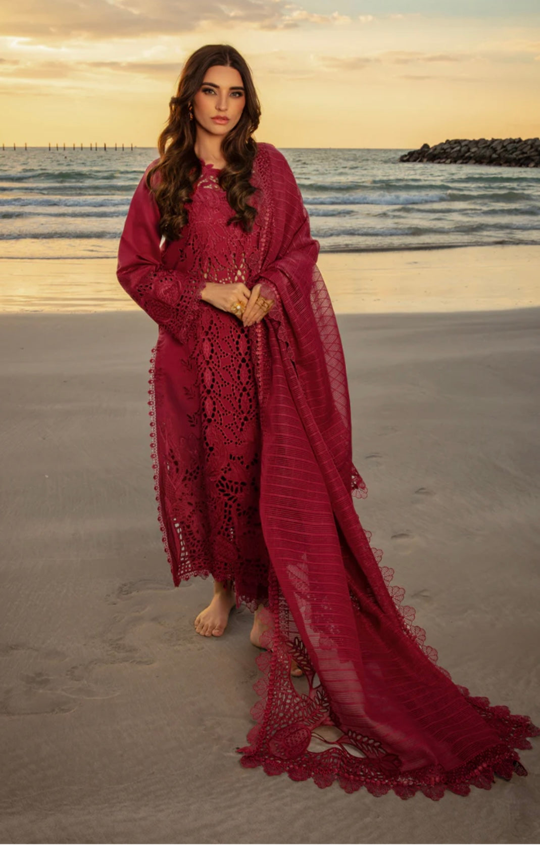 Bridal fashion, Alaya