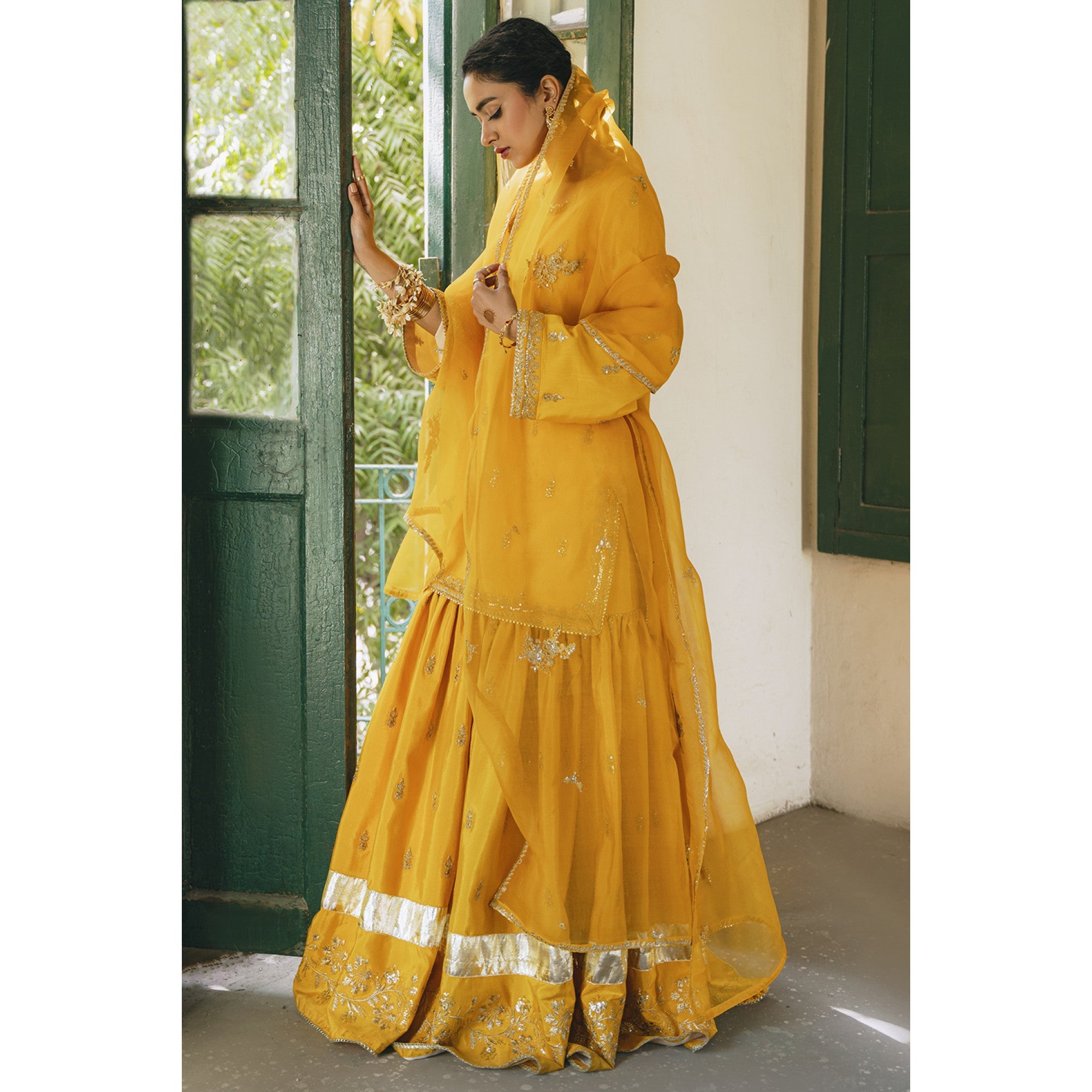 YELLOW OUTFIT | ROSHANAY '23  | DYOT