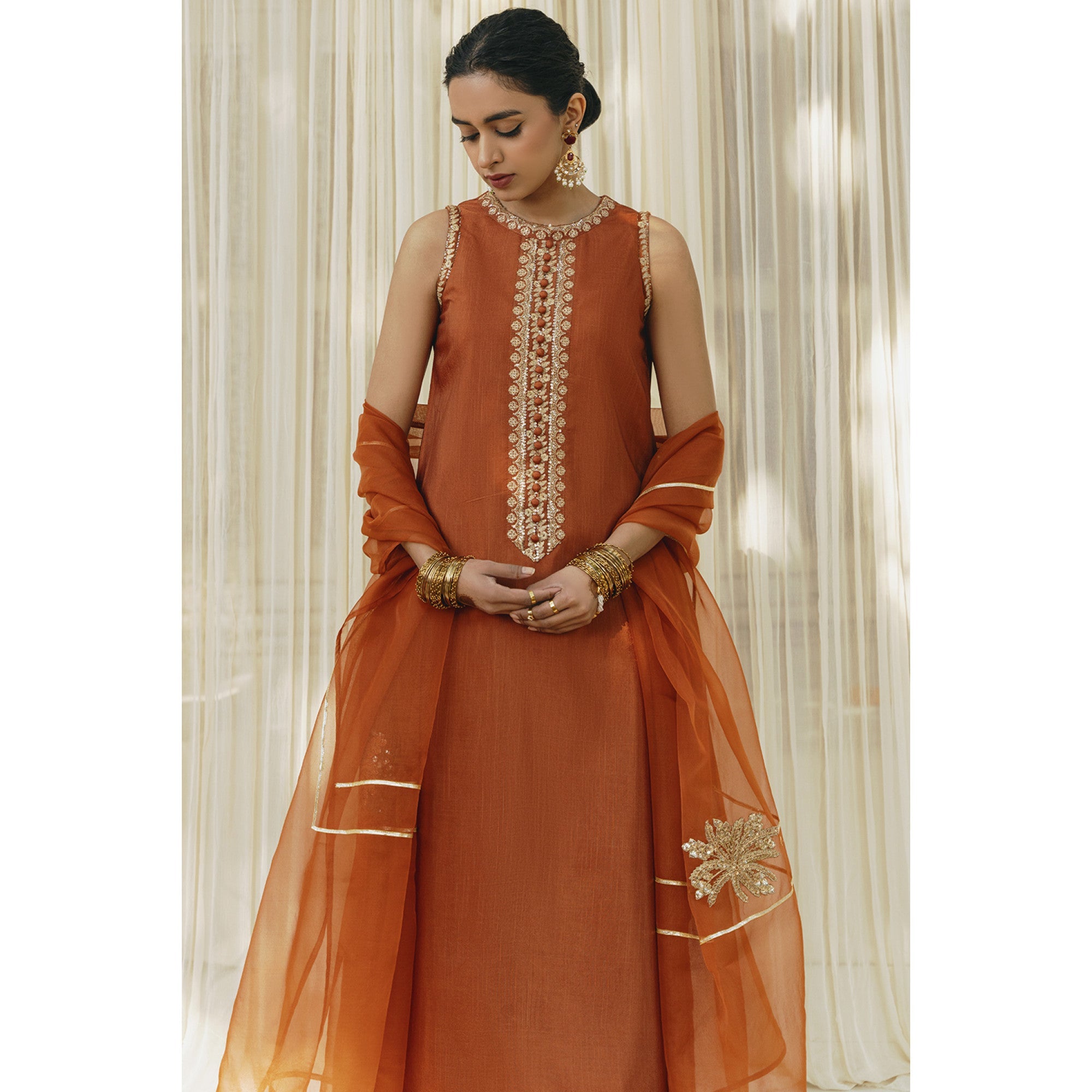 RUST OUTFIT | ROSHANAY '23  | DYOT
