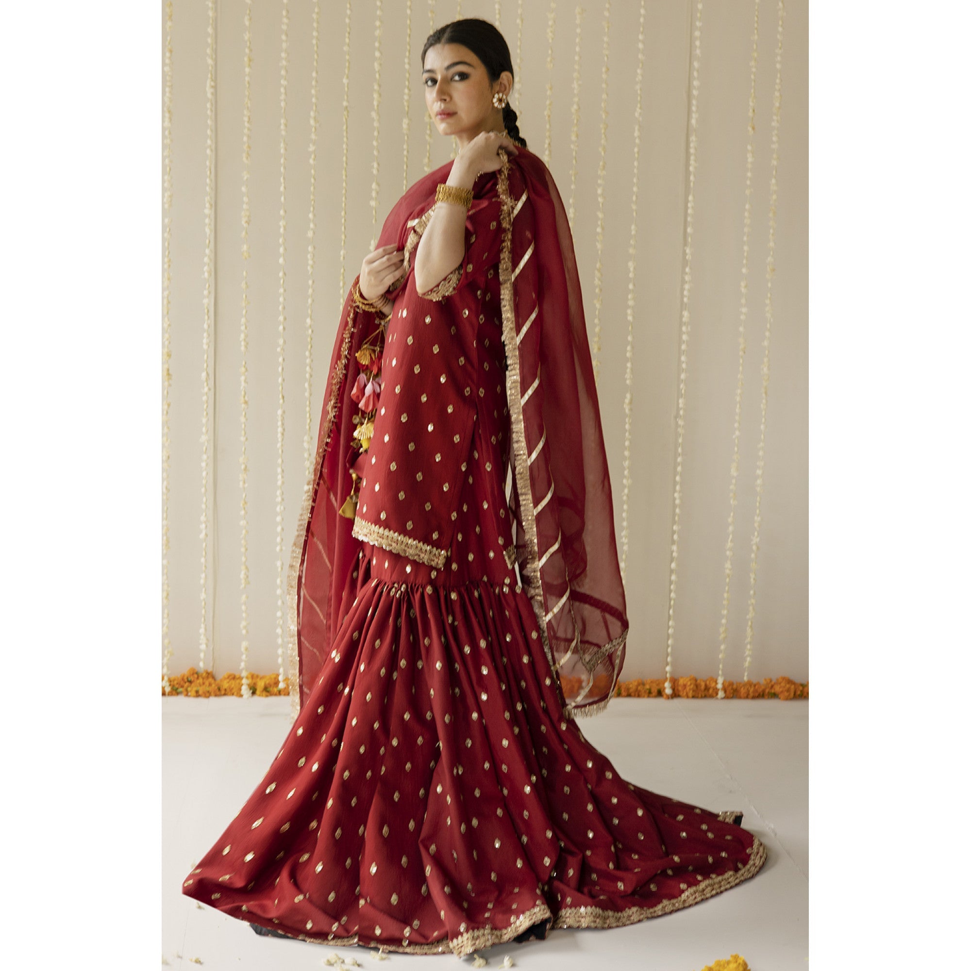 RED OUTFIT | ZARI-FORMAL | DYOT
